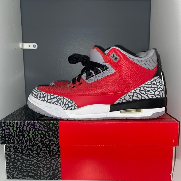 Jordan 3 SE Unite - Picture 1 of 6